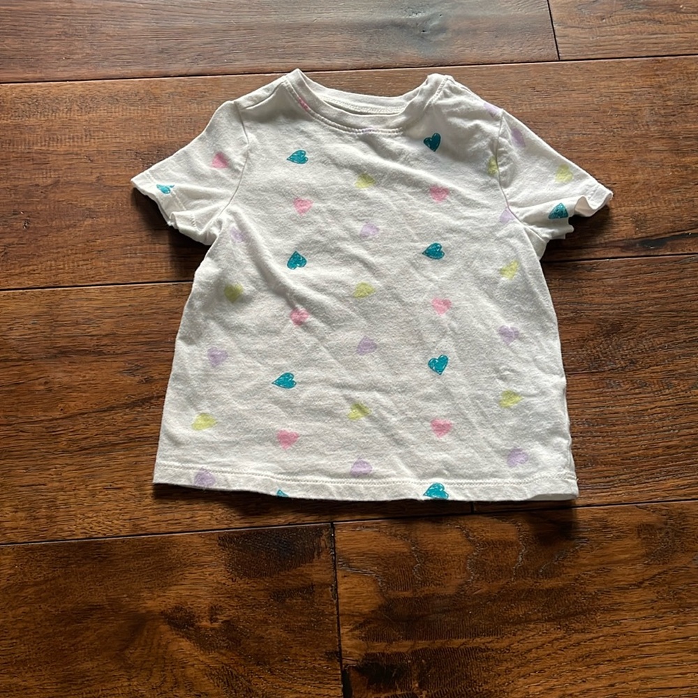 Old Navy Colorful Hearts Shirt size 2T